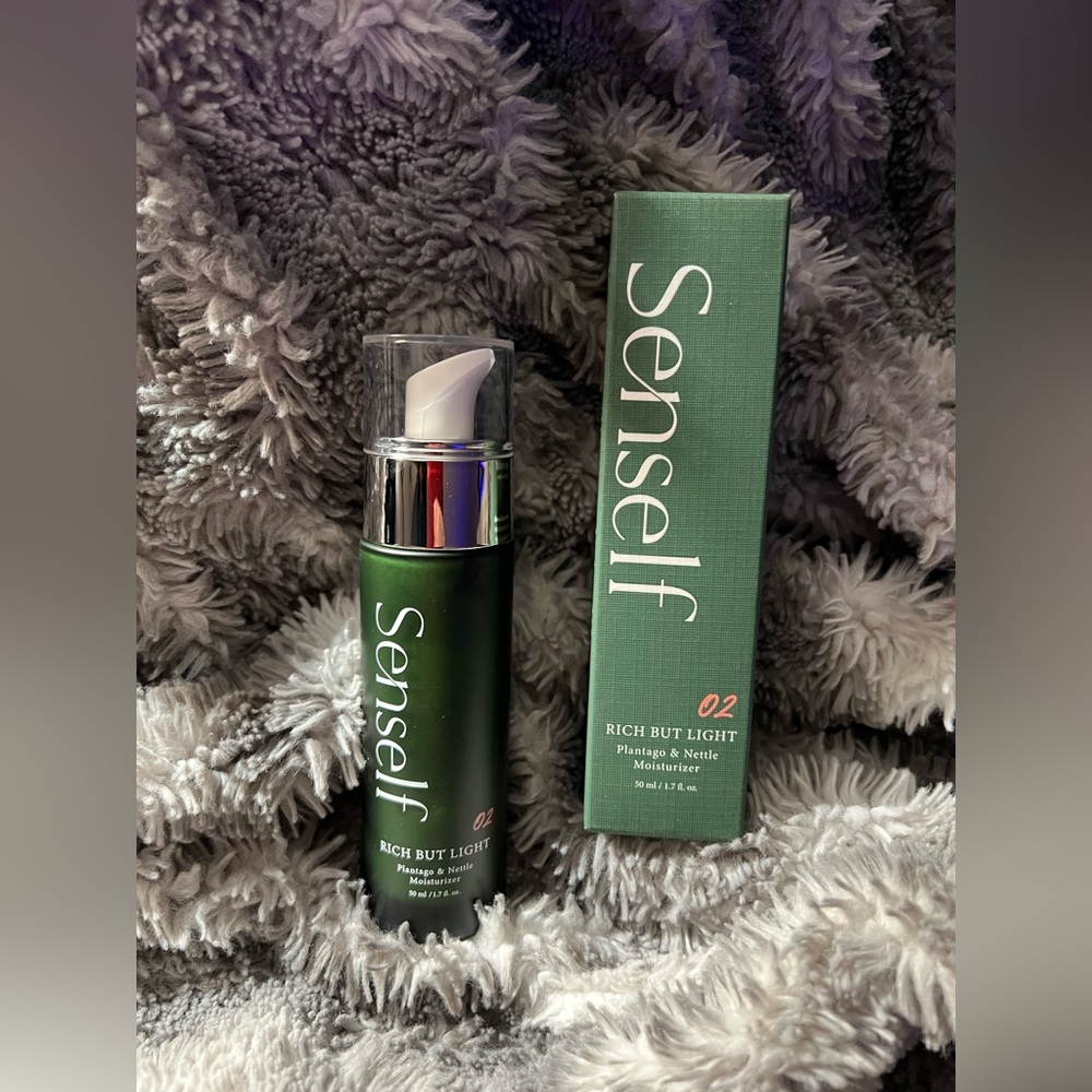 Full Size: Senself Rich But Light (1.7 floz) Moisturizer